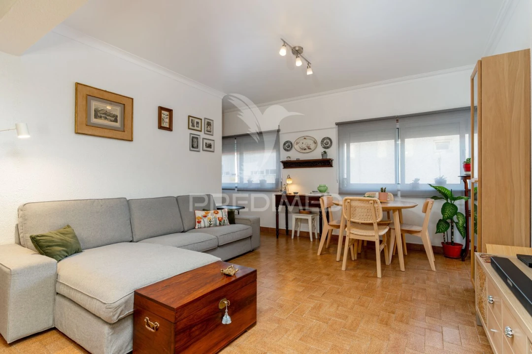 Apartamento T1 para Venda em Costa da Caparica Foto 11