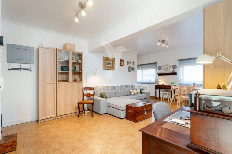 Apartamento T1 para Venda em Costa da Caparica Foto 8