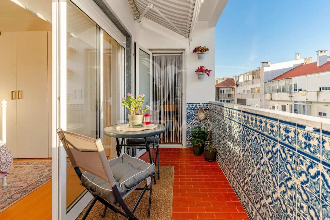 Apartamento T1 para Venda em Costa da Caparica Foto 1