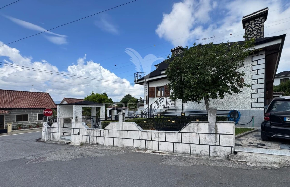 Moradia T4 para Venda em Souto Santa Maria, Souto São Salvador e Gondomar Foto 22