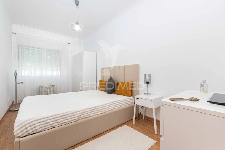 Apartamento T2 para Venda em Azambuja Foto 6