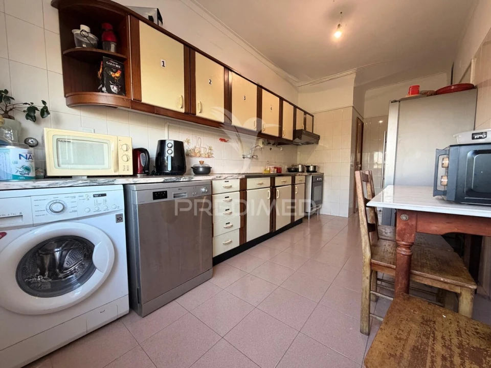 Apartamento T3 para Venda em Amora Foto 4