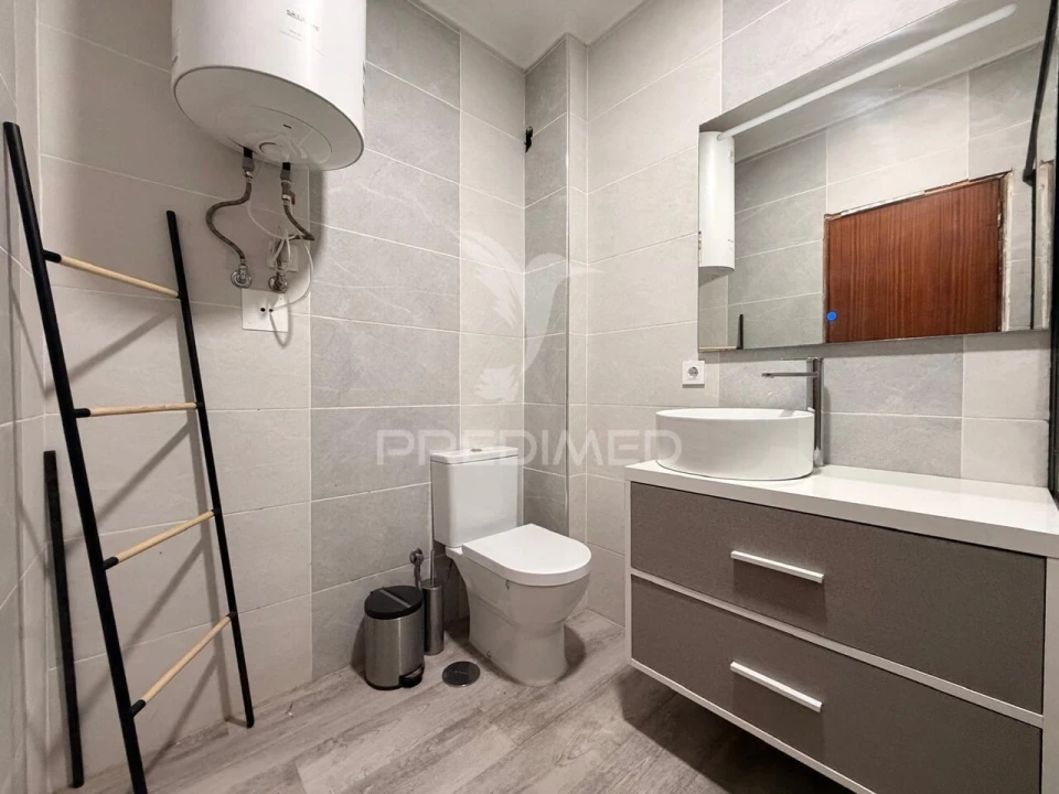 Apartamento T3 para Venda em Amora Foto 22