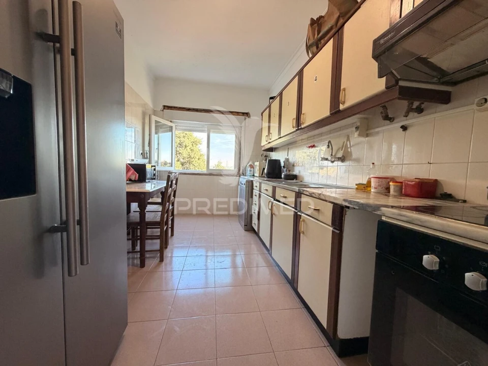 Apartamento T3 para Venda em Amora Foto 1