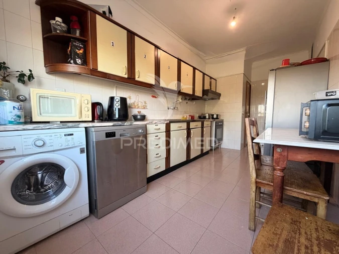 Apartamento T3 para Venda em Amora Foto 4