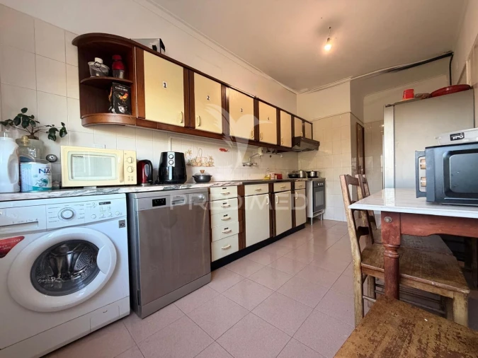 Apartamento T3 para Venda em Amora Foto 2