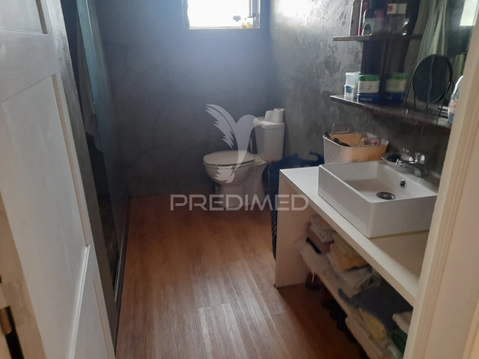 Moradia T3 para Venda em Terra Chã Foto 10