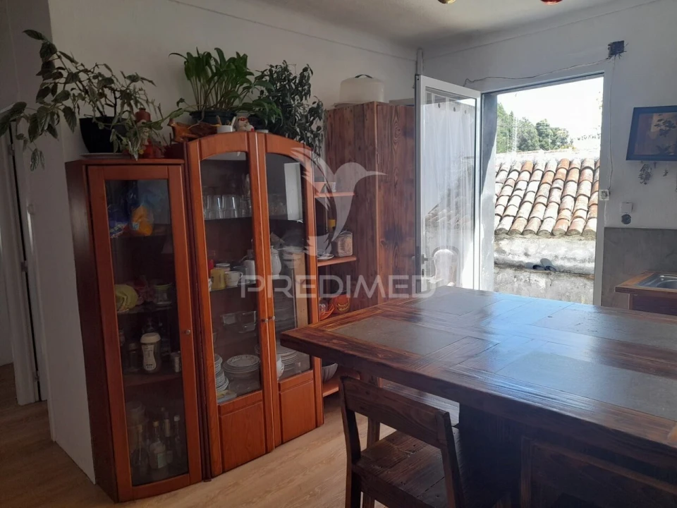 Moradia T3 para Venda em Terra Chã Foto 5