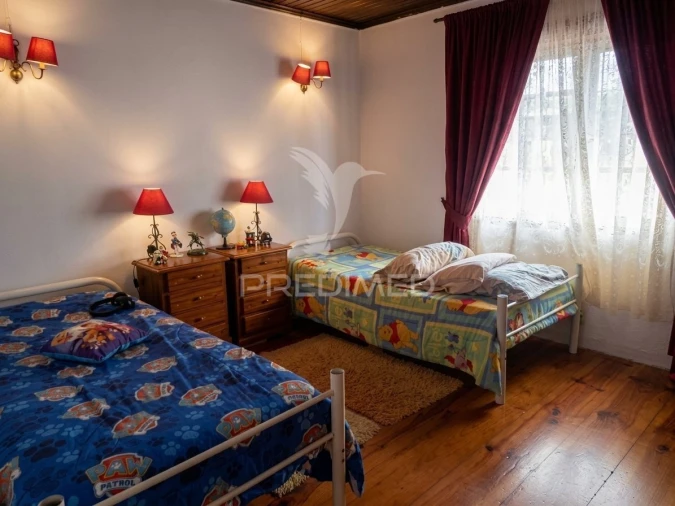 Moradia T3 para Venda em Terra Chã Foto 4