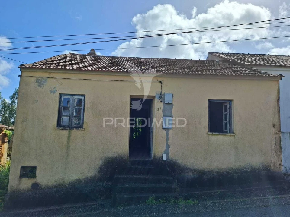 Moradia T3 para Venda em Carvalhal Foto 1