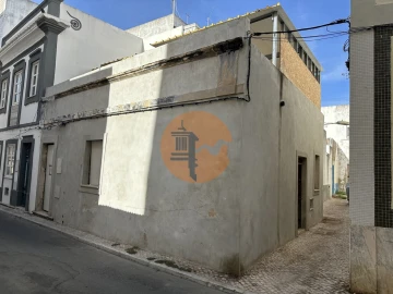 Moradia T1 para Venda em Olhão