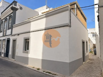 Moradia T1 para Venda em Olhão