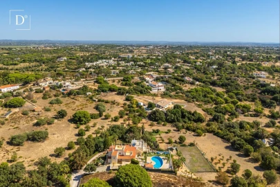 Moradia T9 para Venda em Lagoa e Carvoeiro