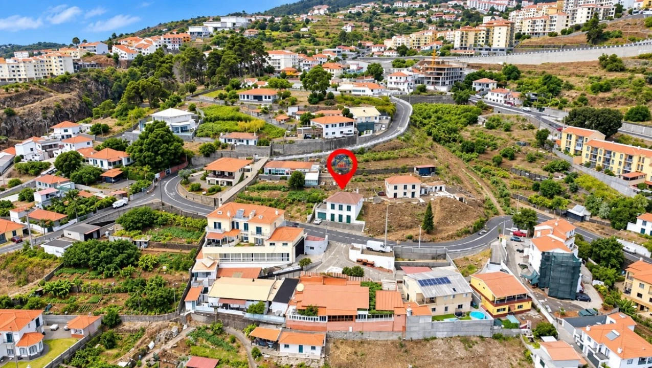 Moradia T3 para Venda em Caniço Foto 5
