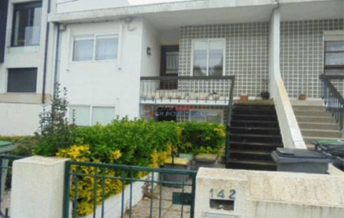 Apartamento T3 para Venda em Cidade da Maia Foto 3