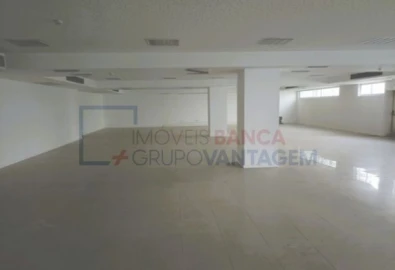 Loja para Venda em Cedofeita, Santo Ildefonso, Sé, Miragaia, São Nicolau e Vitória