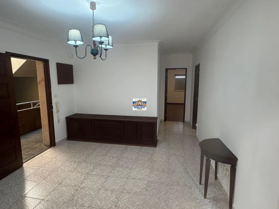 Apartamento T2 para Venda em Benavente Foto 1