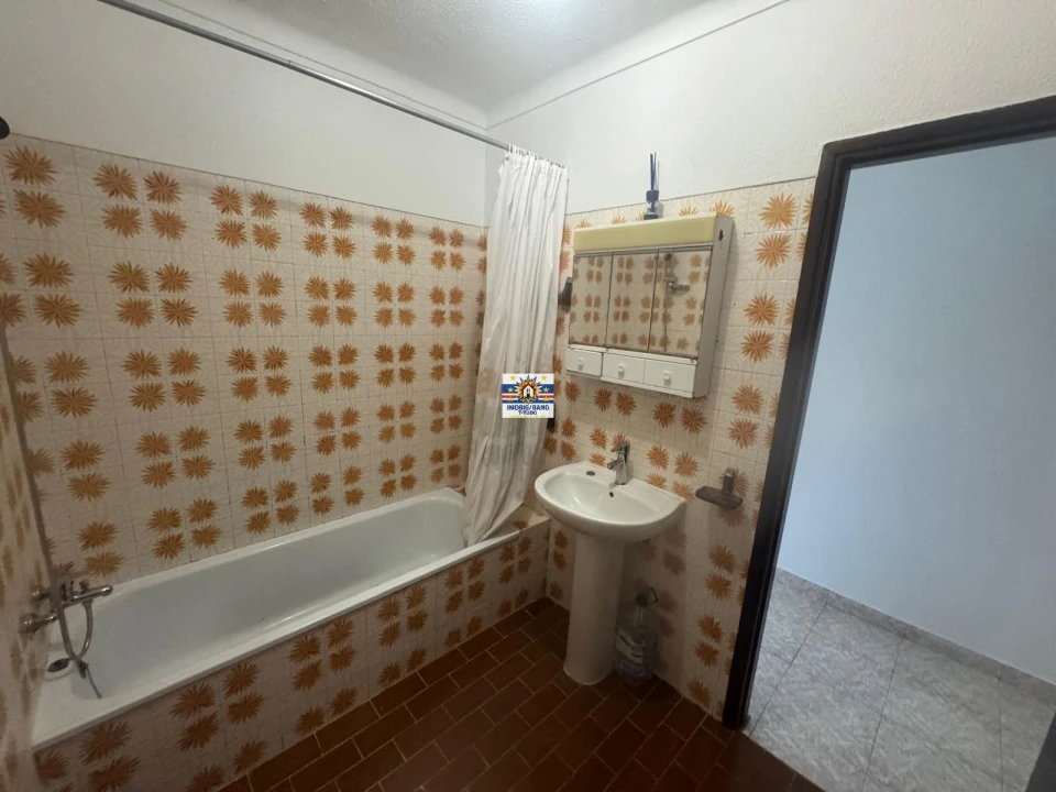 Apartamento T2 para Venda em Benavente Foto 5