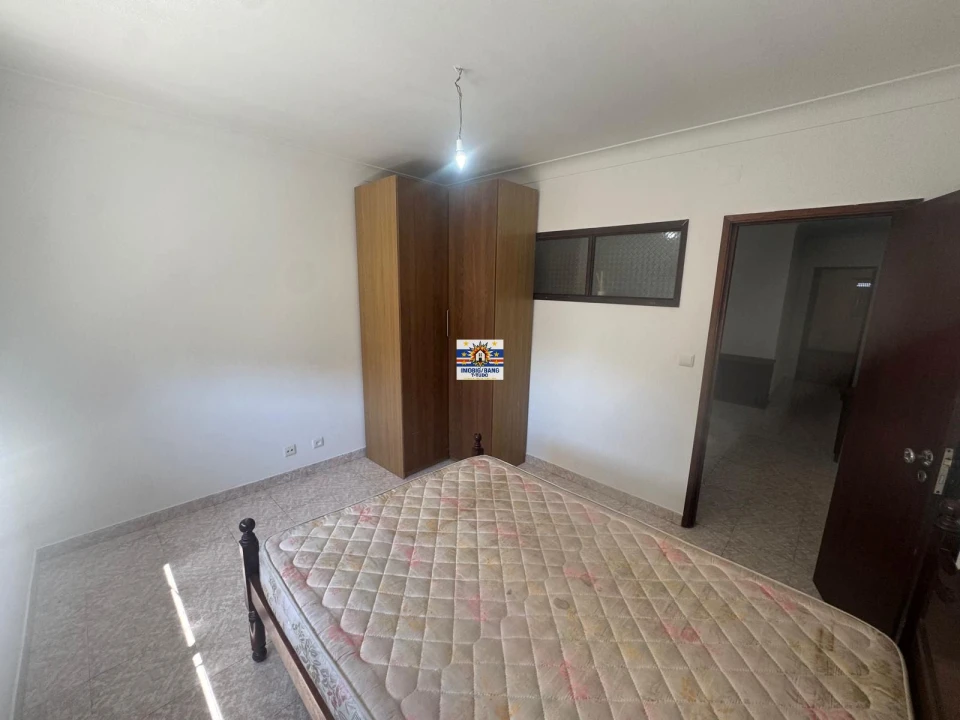 Apartamento T2 para Venda em Benavente Foto 7
