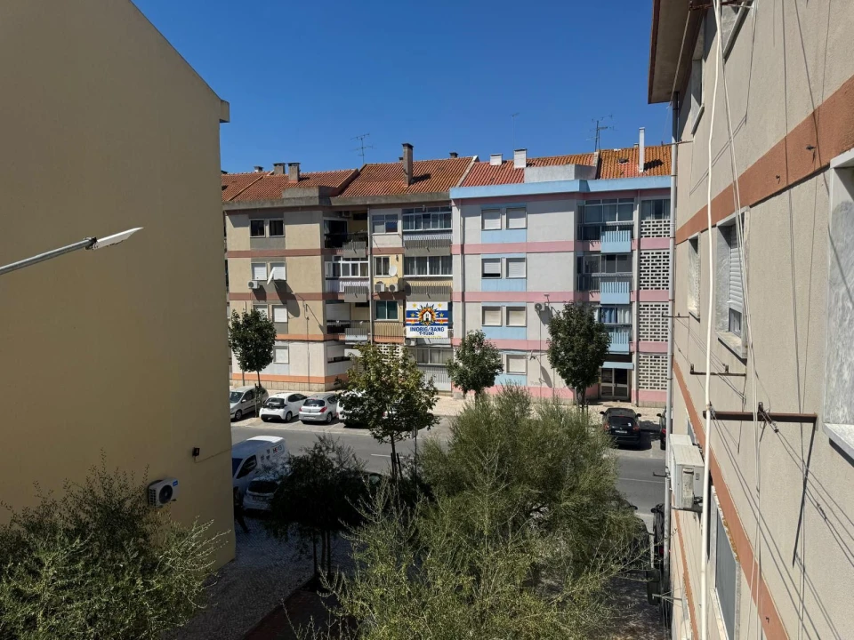Apartamento T2 para Venda em Benavente Foto 12