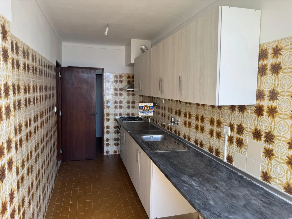 Apartamento T2 para Venda em Benavente Foto 14