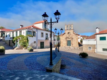 Moradia T2 para Venda em Santa Comba de Vilariça