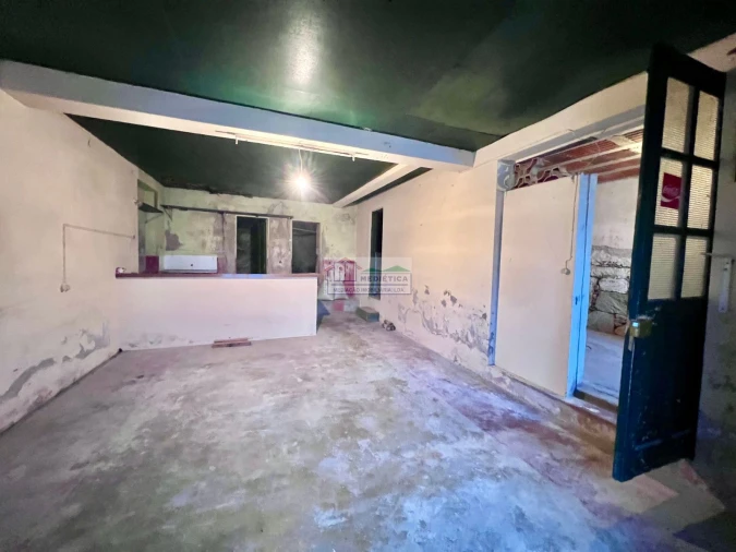 Moradia T2 para Venda em Santa Comba de Vilariça Foto 6
