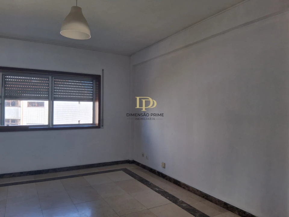 Apartamento T3 para Arrendamento em Cidade da Maia Foto 4