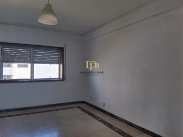 Apartamento T3 para Arrendamento em Cidade da Maia