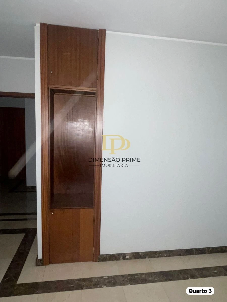Apartamento T3 para Arrendamento em Cidade da Maia Foto 4