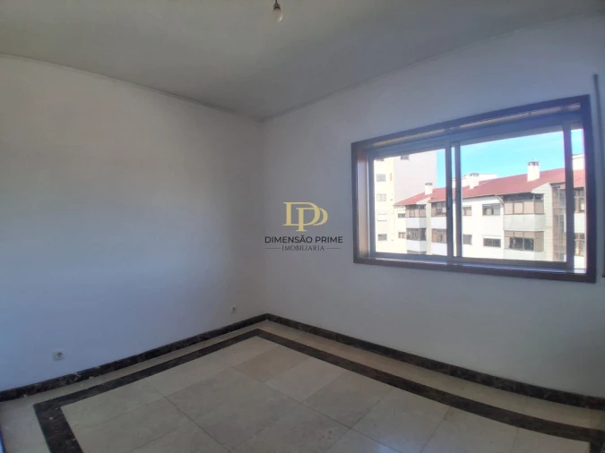 Apartamento T3 para Arrendamento em Cidade da Maia Foto 5