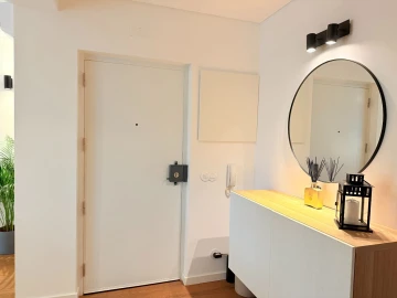 Apartamento T2 para Venda em Santa Maria e São Miguel, São Martinho, São Pedro Penaferrim