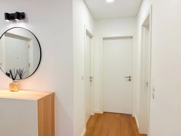 Apartamento T2 para Venda em Santa Maria e São Miguel, São Martinho, São Pedro Penaferrim
