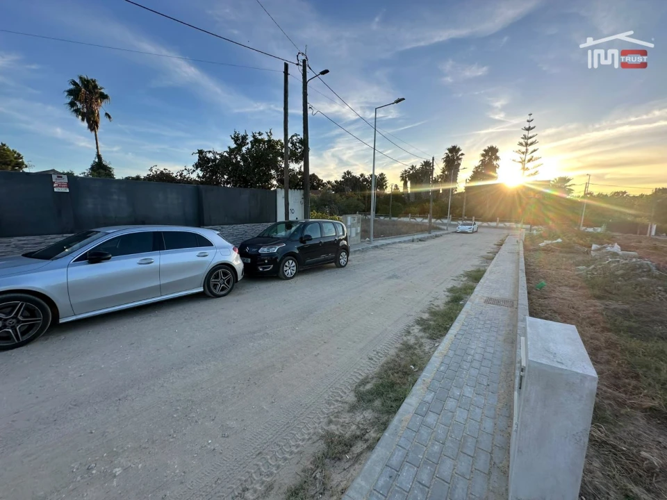 Moradia T3 para Venda em Santo Antonio da Charneca Foto 36
