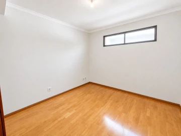 Apartamento T3 para Arrendamento em Santa Maria da Feira, Travanca, Sanfins e Espargo
