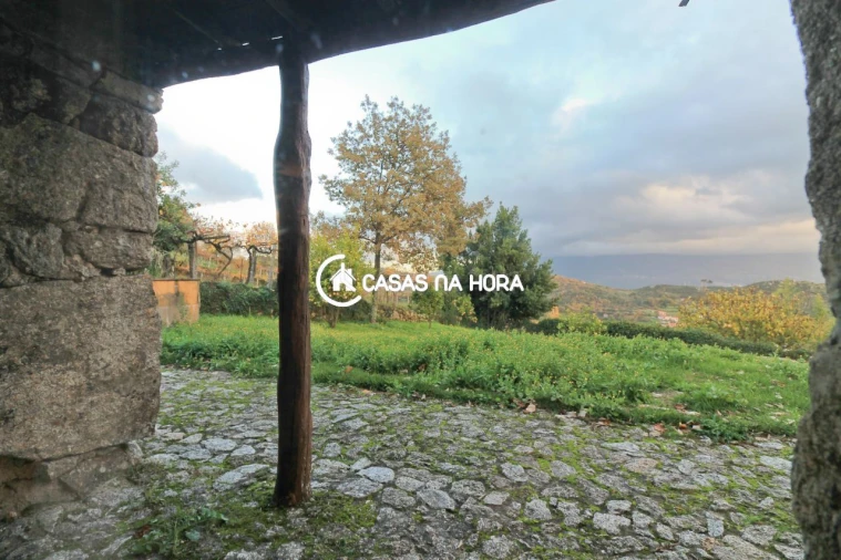 Moradia T1 para Arrendamento em Gestaço Foto 11