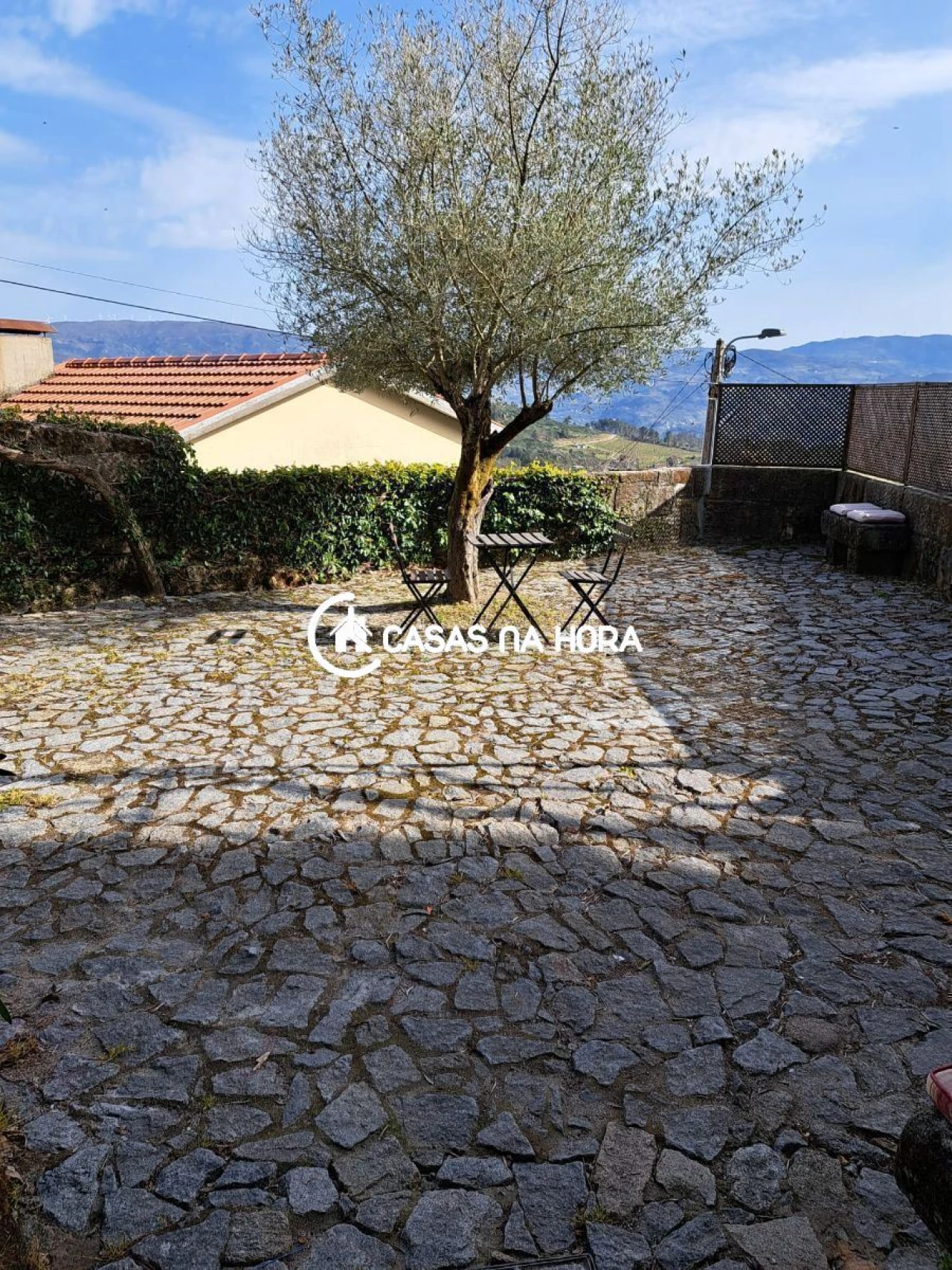Apartamento T1 para Arrendamento em Gestaço Foto 1