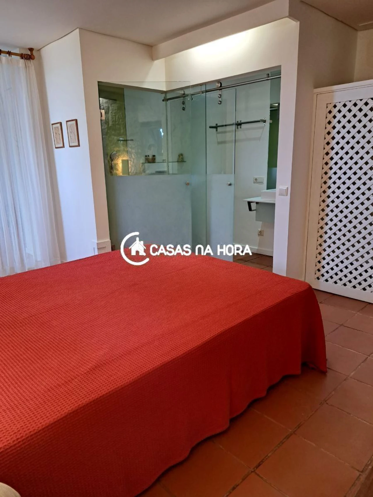 Apartamento T1 para Arrendamento em Gestaço Foto 8