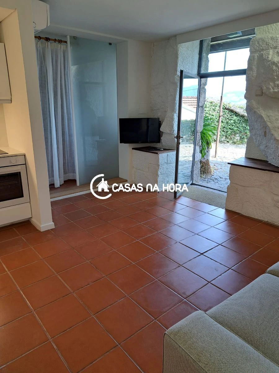 Apartamento T1 para Arrendamento em Gestaço Foto 2
