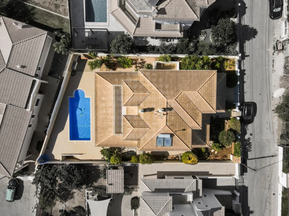 Moradia T4 para Venda em Alvor Foto 3
