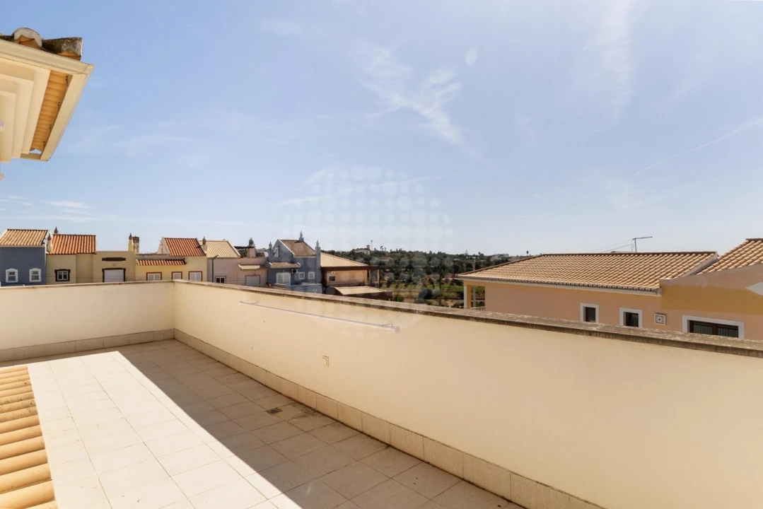 Moradia T4 para Venda em Alvor Foto 29