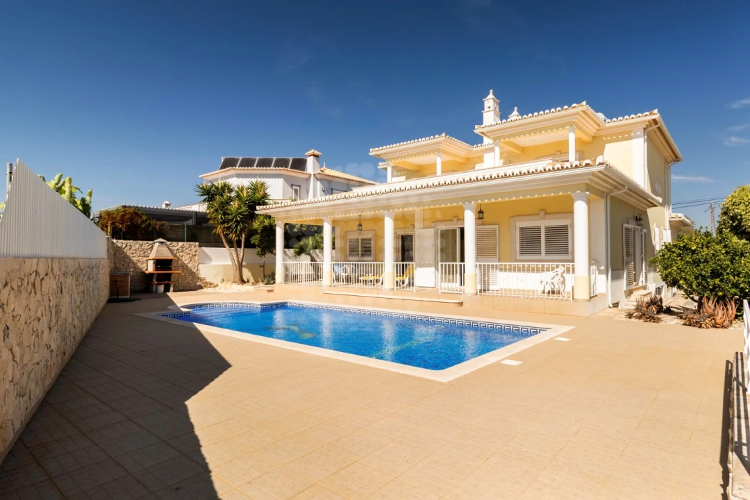 Moradia T4 para Venda em Alvor Foto 34