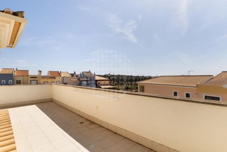 Moradia T4 para Venda em Alvor Foto 29