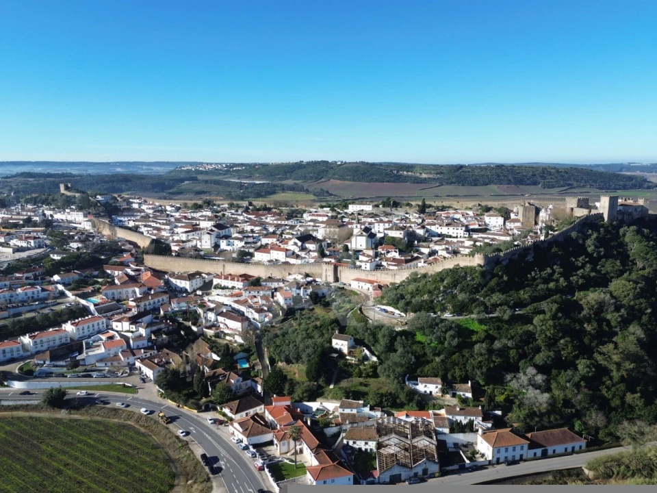 Moradia T3 para Venda em Santa Maria, São Pedro e Sobral da Lagoa Foto 12