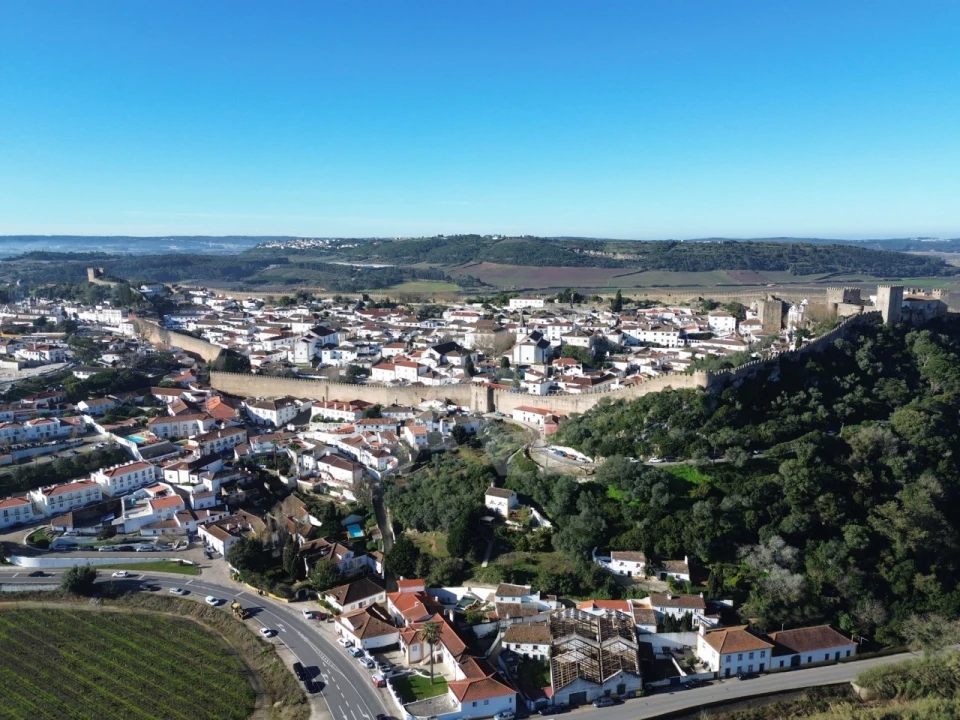 Moradia T3 para Venda em Santa Maria, São Pedro e Sobral da Lagoa Foto 3