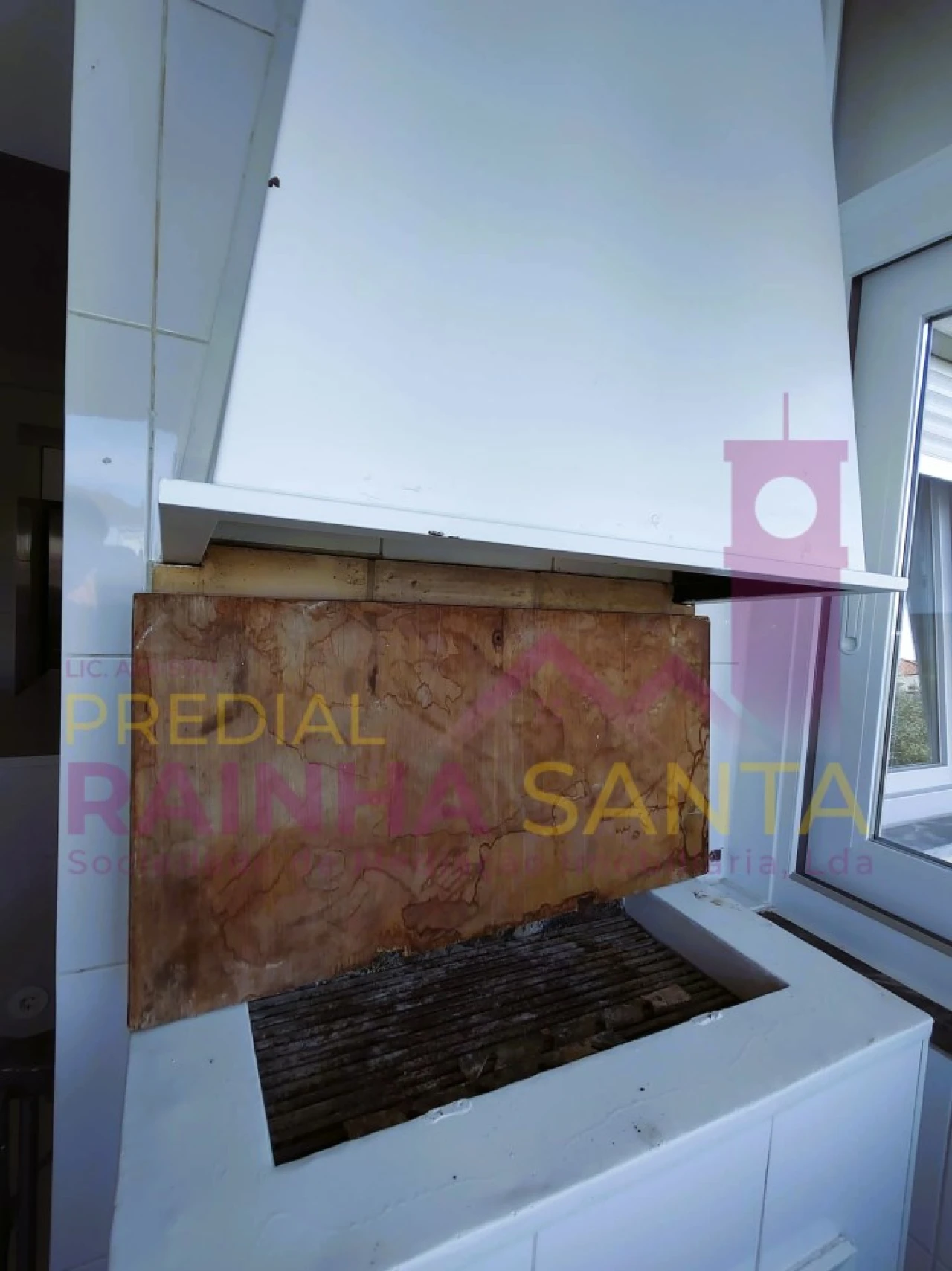 Apartamento T4 para Venda em Santo Antonio dos Olivais Foto 14