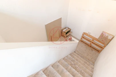 Loja para Venda em Ramada e Caneças