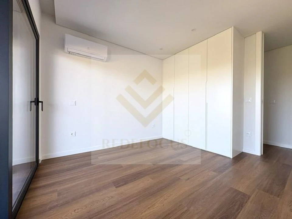Apartamento T3 para Venda em Ferreiros e Gondizalves Foto 18