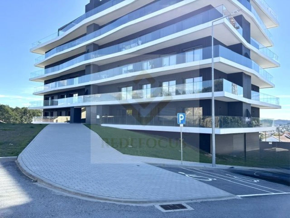 Apartamento T3 para Venda em Ferreiros e Gondizalves Foto 22