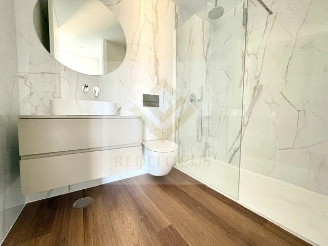 Apartamento T3 para Venda em Ferreiros e Gondizalves Foto 17